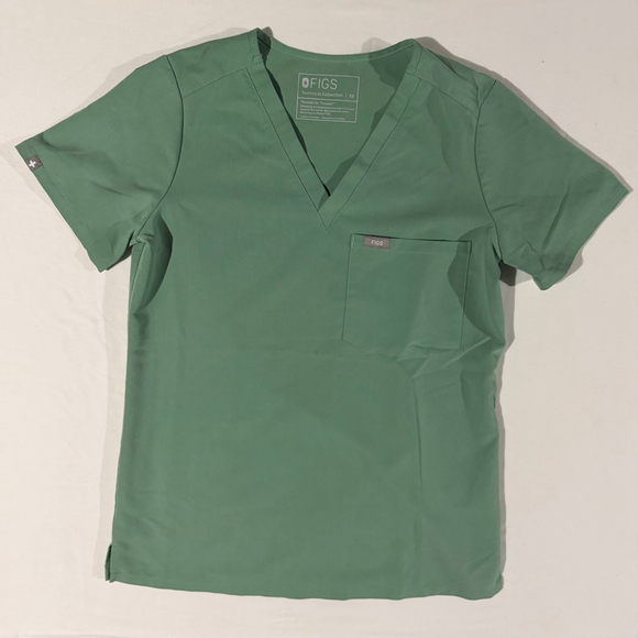 FIGS Tops - FIGS Casma Scrub Top XS Surgical Green V-Neck Technical Collection Work Nurse